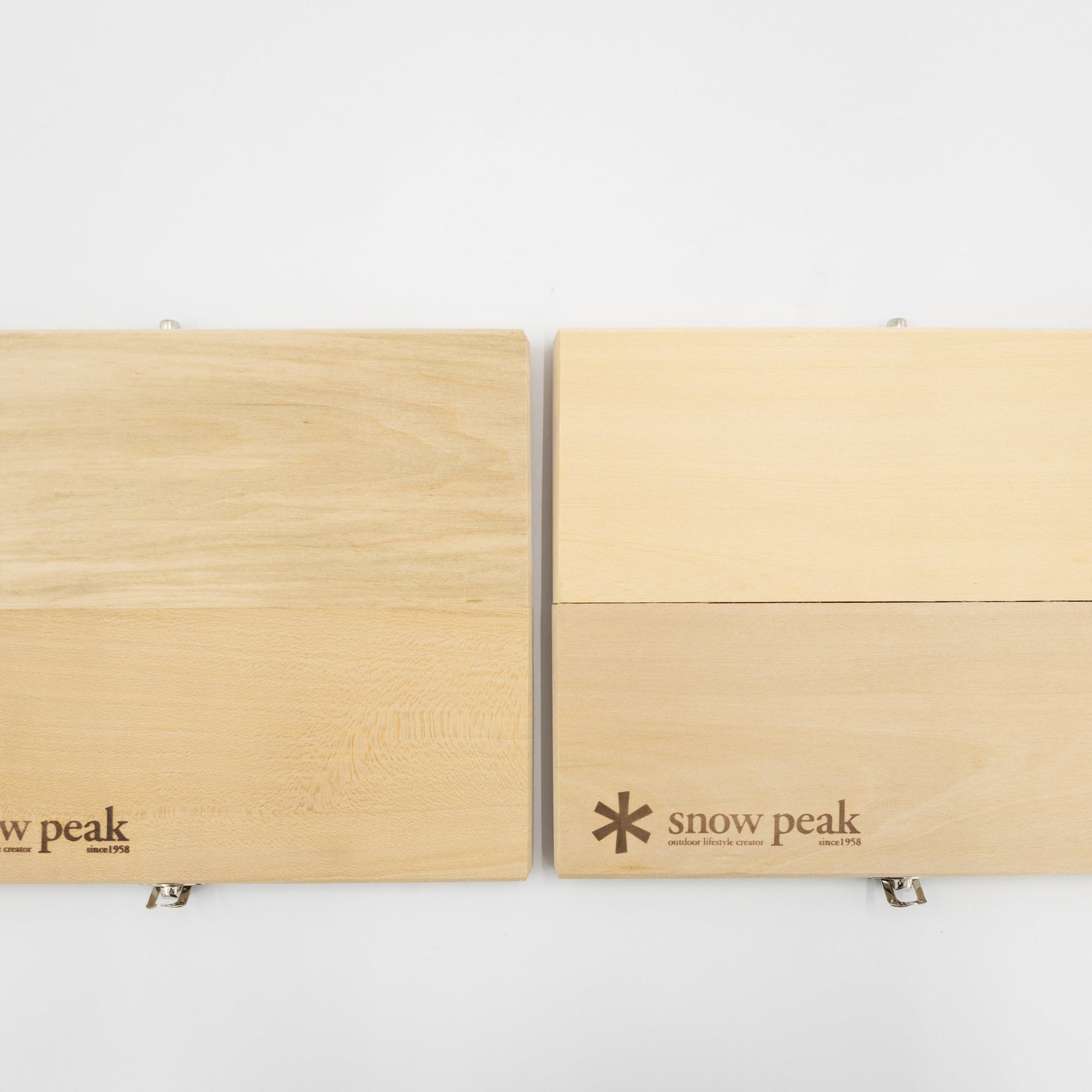 Snow Peak Cutting Board & Knife Set (M) | Tortoise General Store