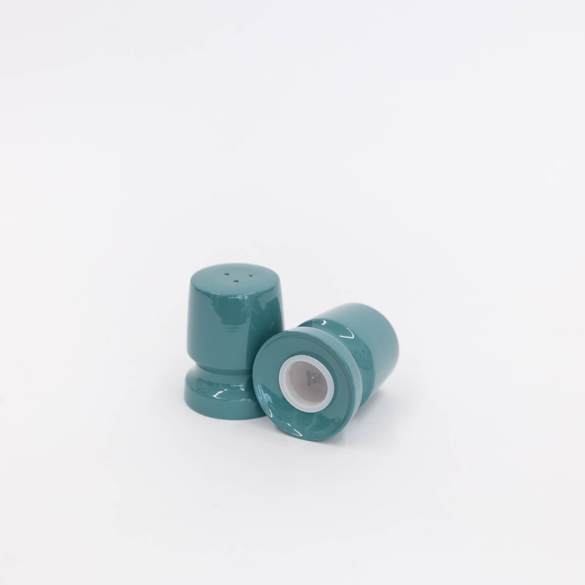 102 60's, Salt and Pepper Shaker - Turquoise | Tortoise General Store