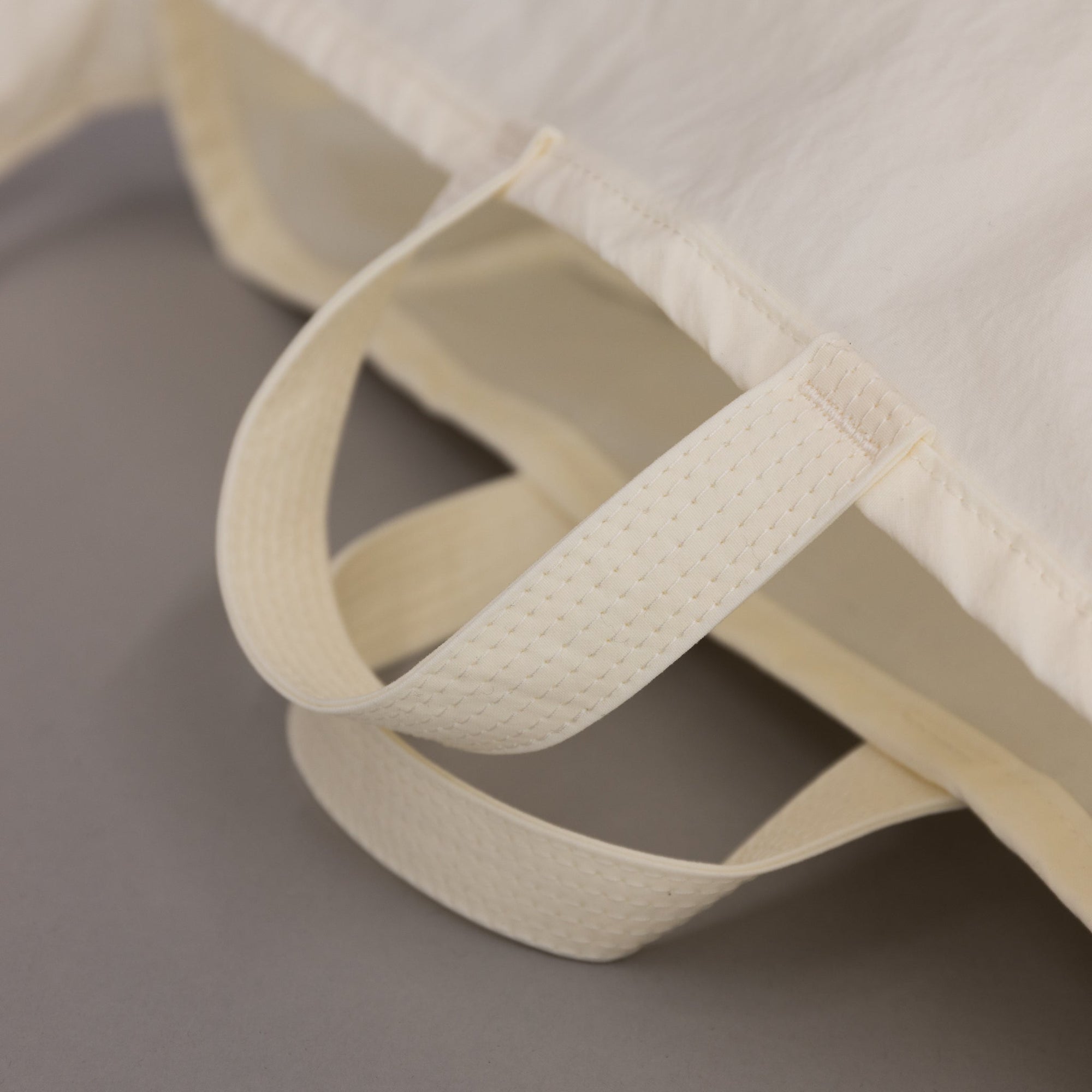 ANUNFOLD Side Pocket Tote Bag - White | Tortoise General Store