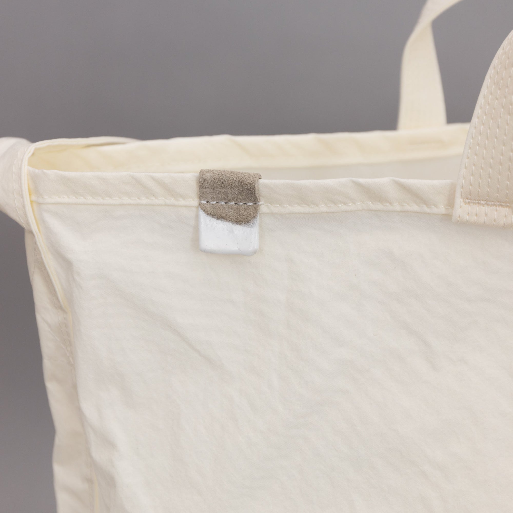 ANUNFOLD Side Pocket Tote Bag - White | Tortoise General Store