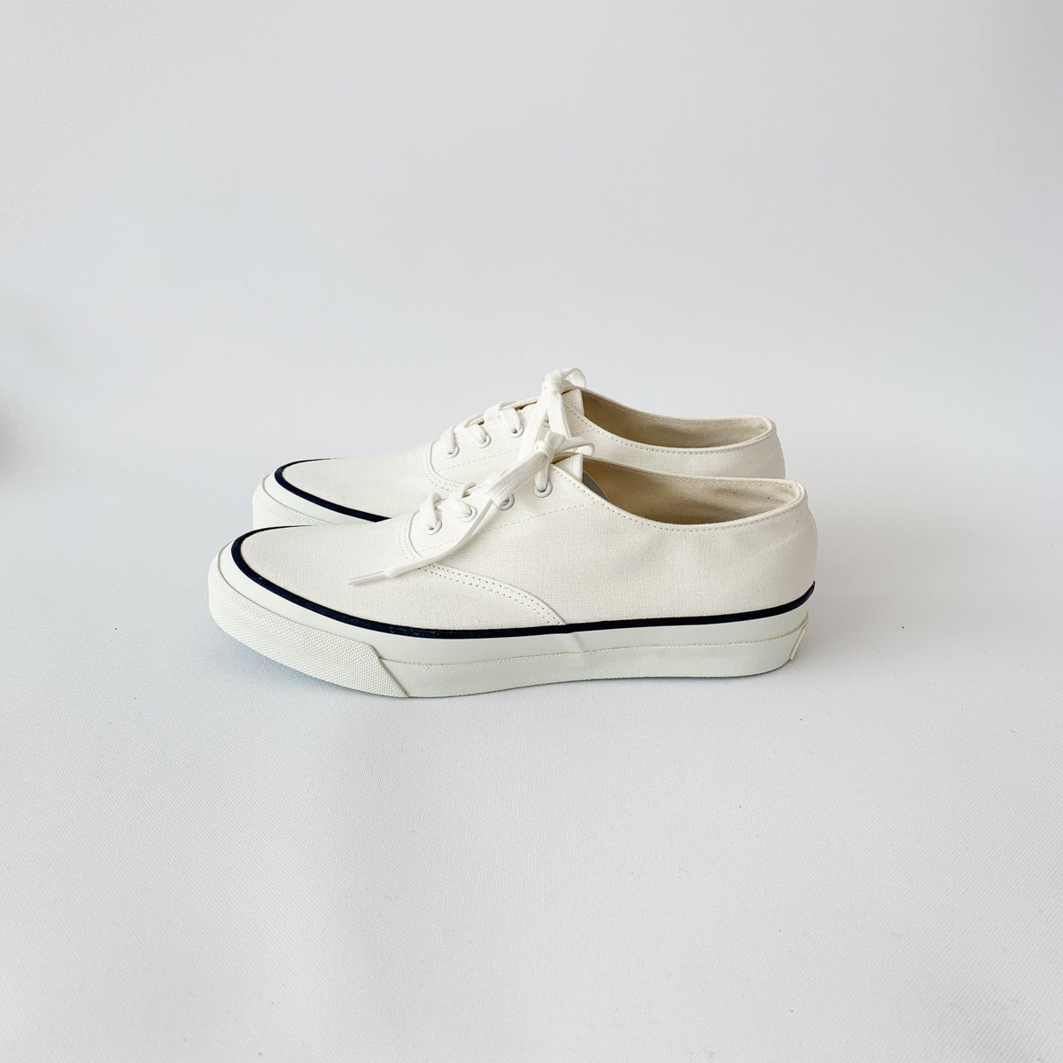 Asahi Deck White Shoes