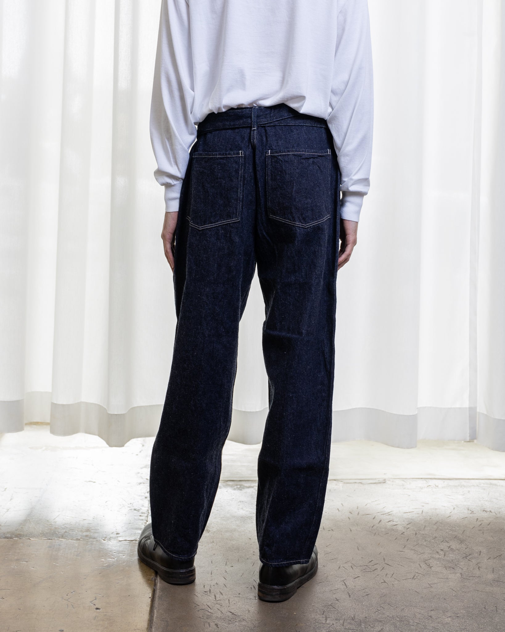 Comoli Denim Belted Pants