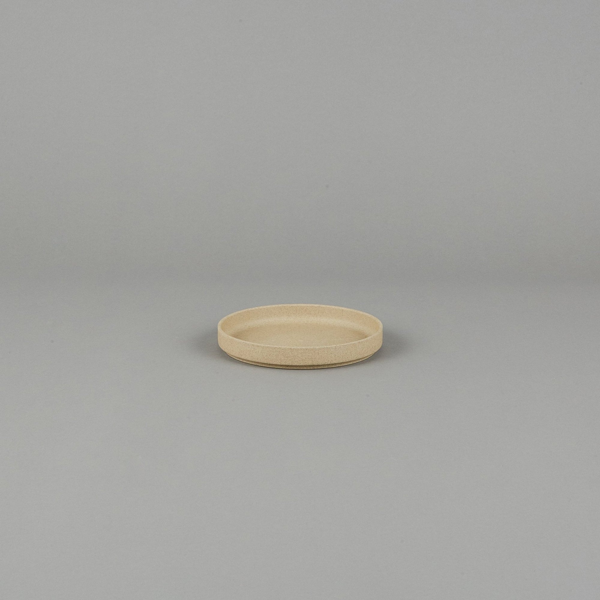 Hasami Porcelain - Plate / Lid Natural ø 5.5/8" | Tortoise General Store