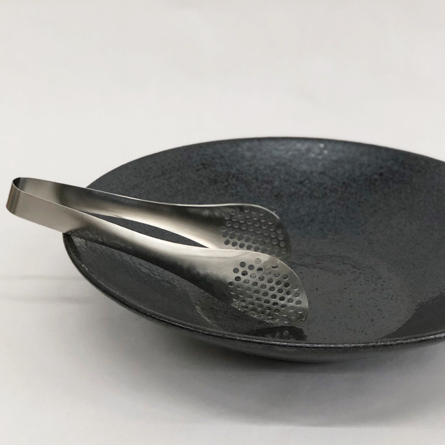 Sori Yanagi TONG with holes (TS011) - tortoise general store