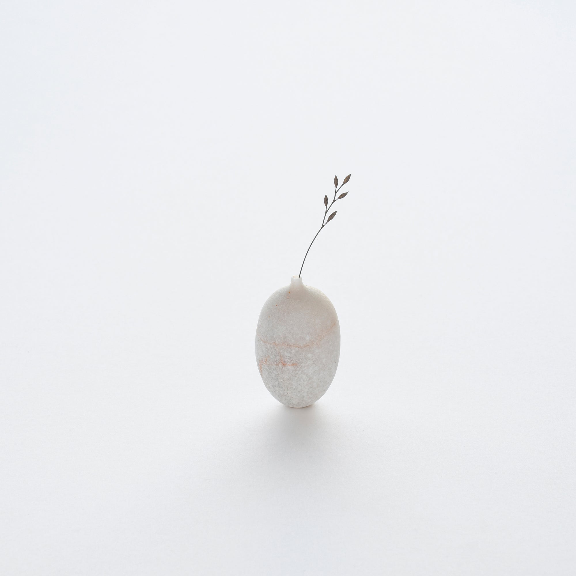 White Marble Sea Stone Vase by Mitsuru Koga | tortoise general store