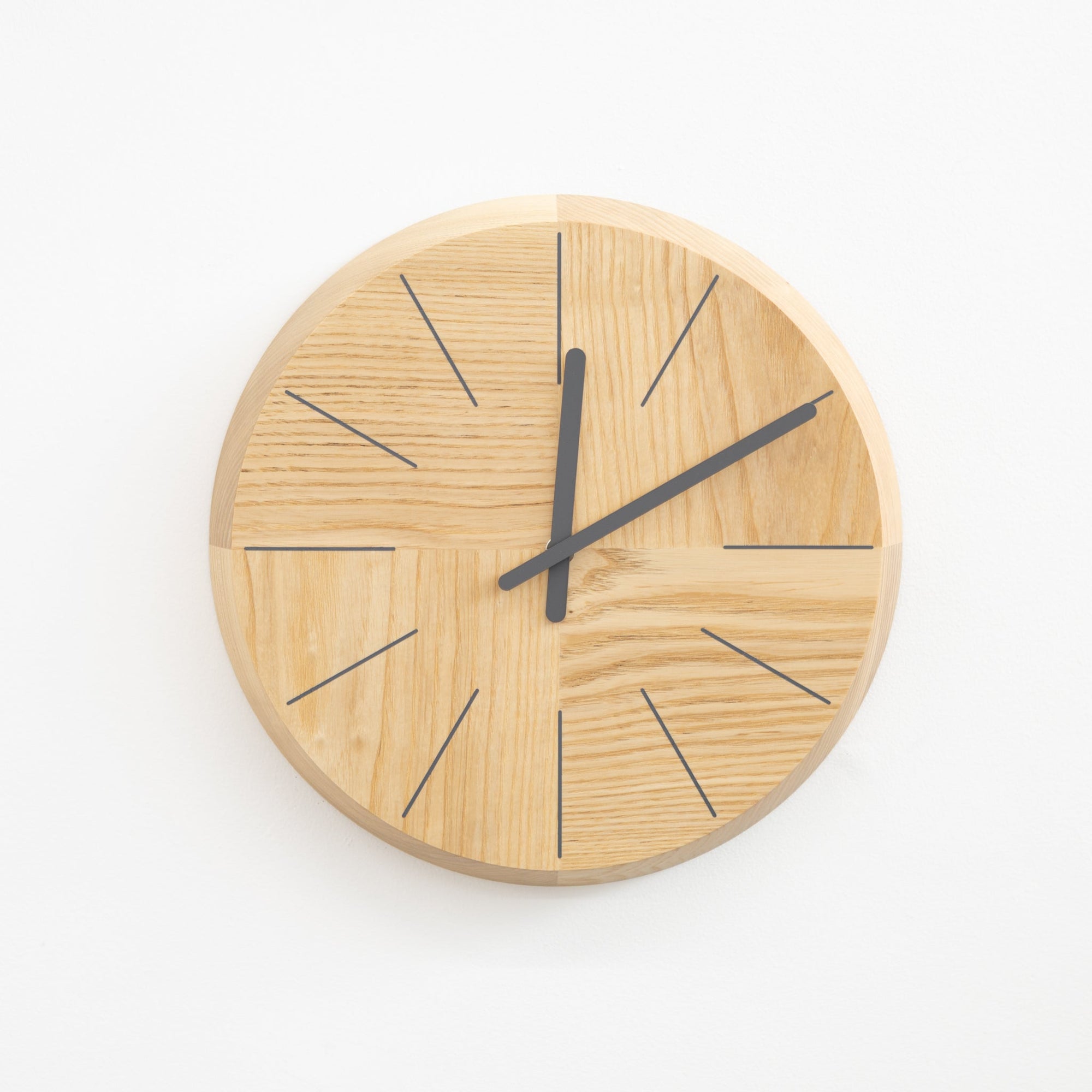 HAGI Clock Circle | Tortoise General Store
