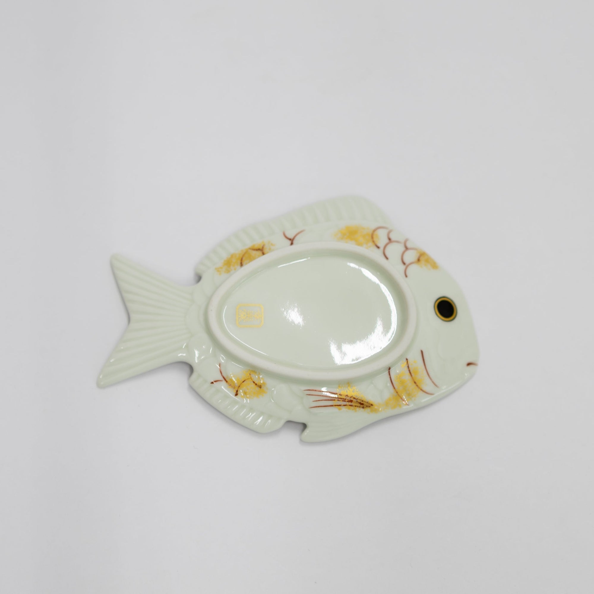 Kouraku Fish Dish | Tortoise General Store