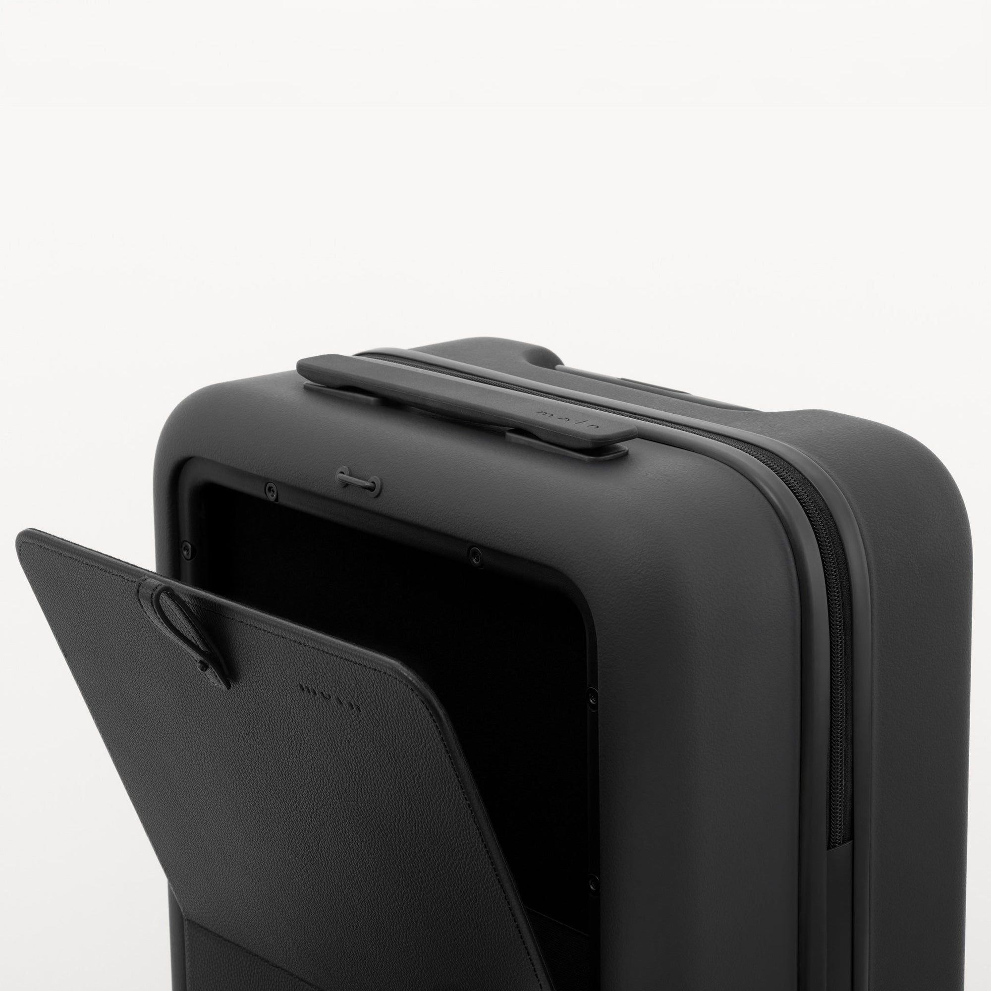 Moln Suitcase - Small Plus - Obsidian | Tortoise General Store