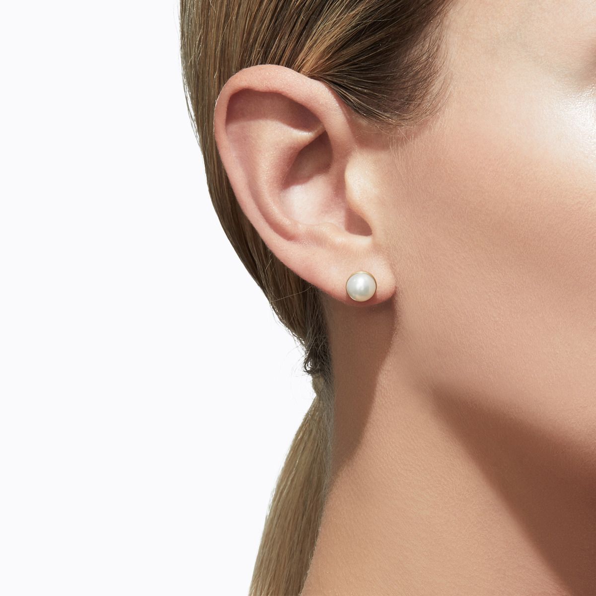 Shihara Half Pearl Earring 0° | Tortoise General Store