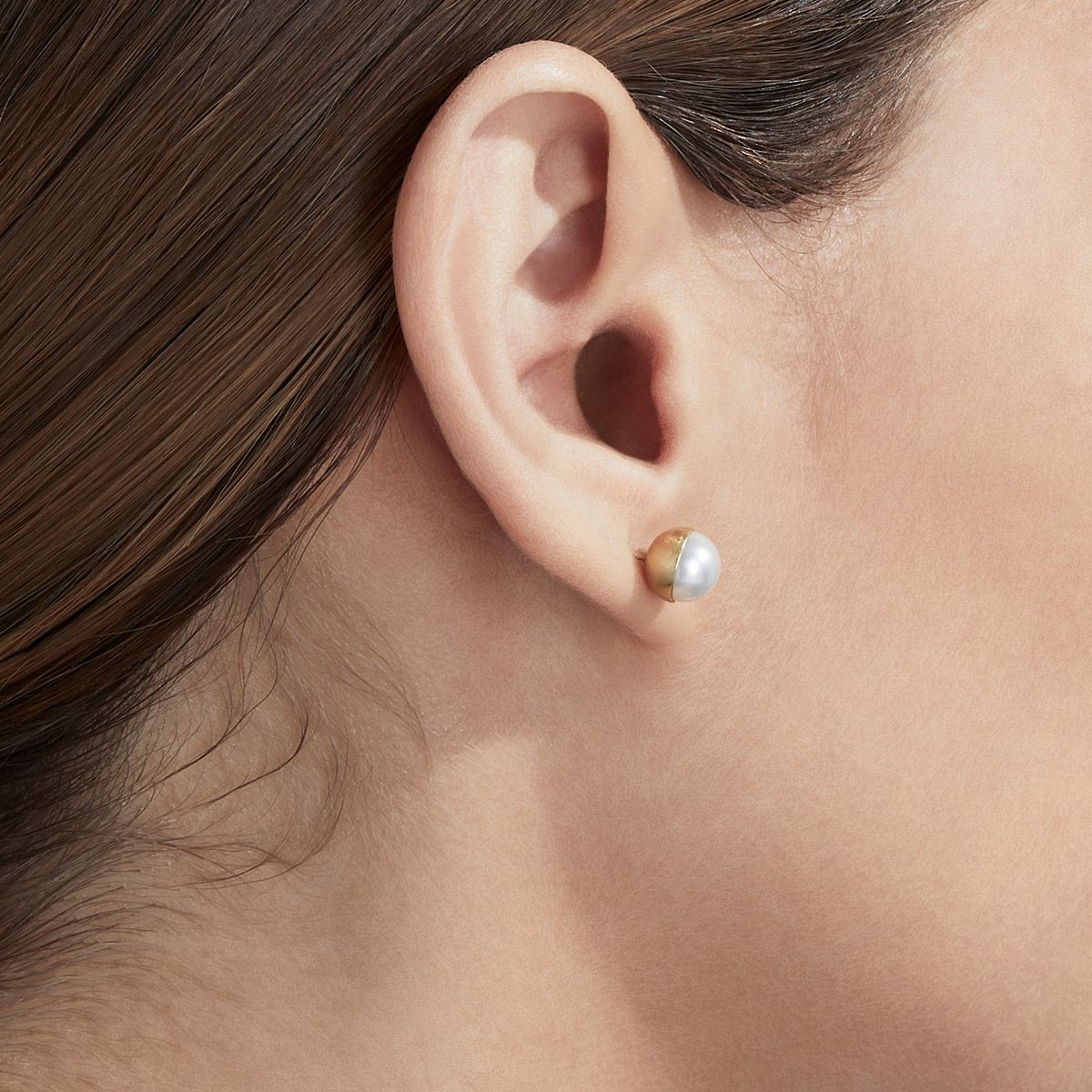 Shihara Half Pearl Earring 0° | Tortoise General Store