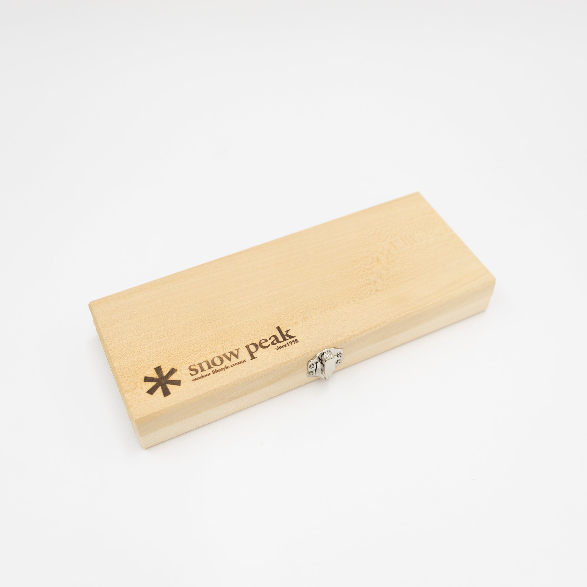 Snow Peak Cutting Board & Knife Set (M) | Tortoise General Store