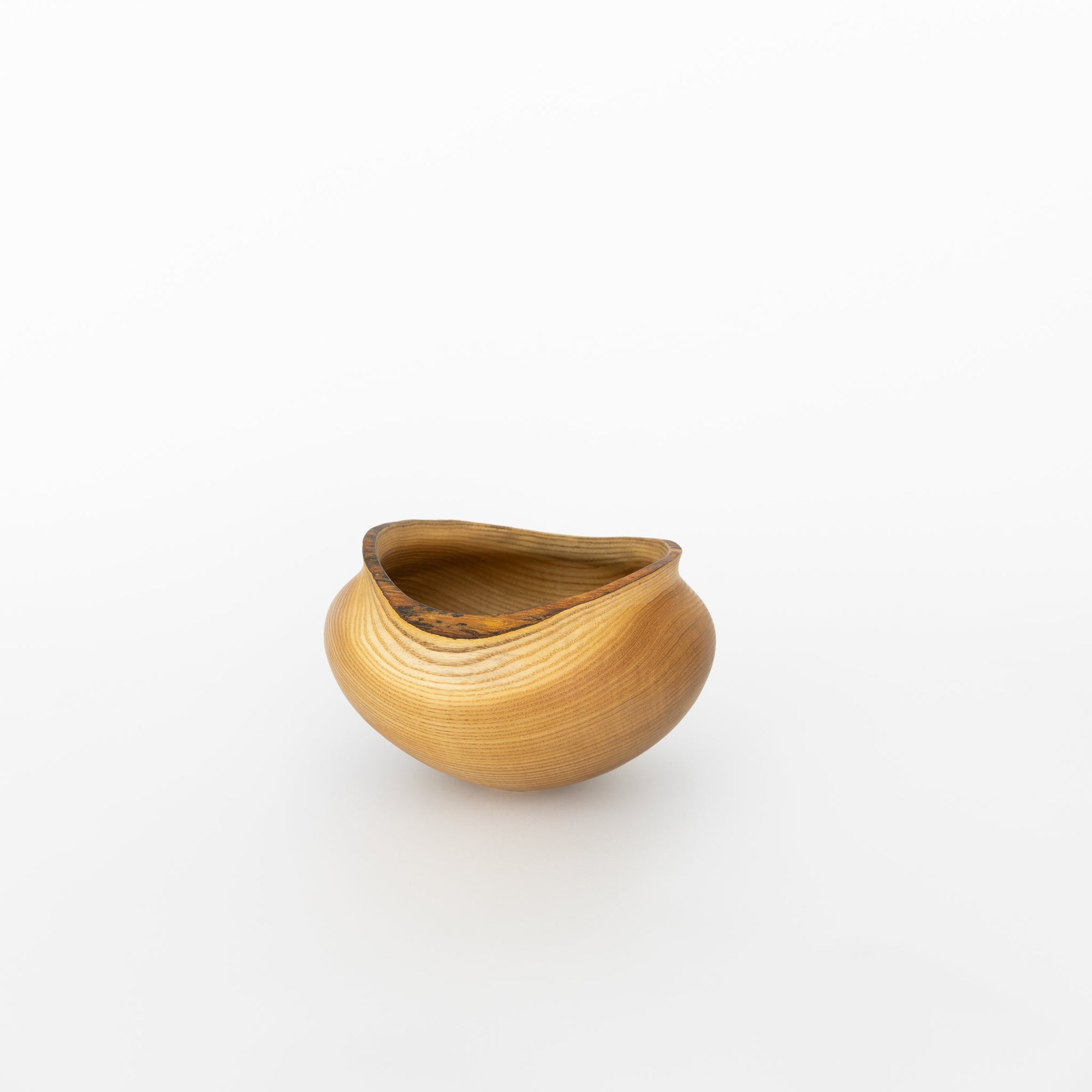 Wooden Bowl Sculpture by Kenji Usuda (2024) | Tortoise General Store