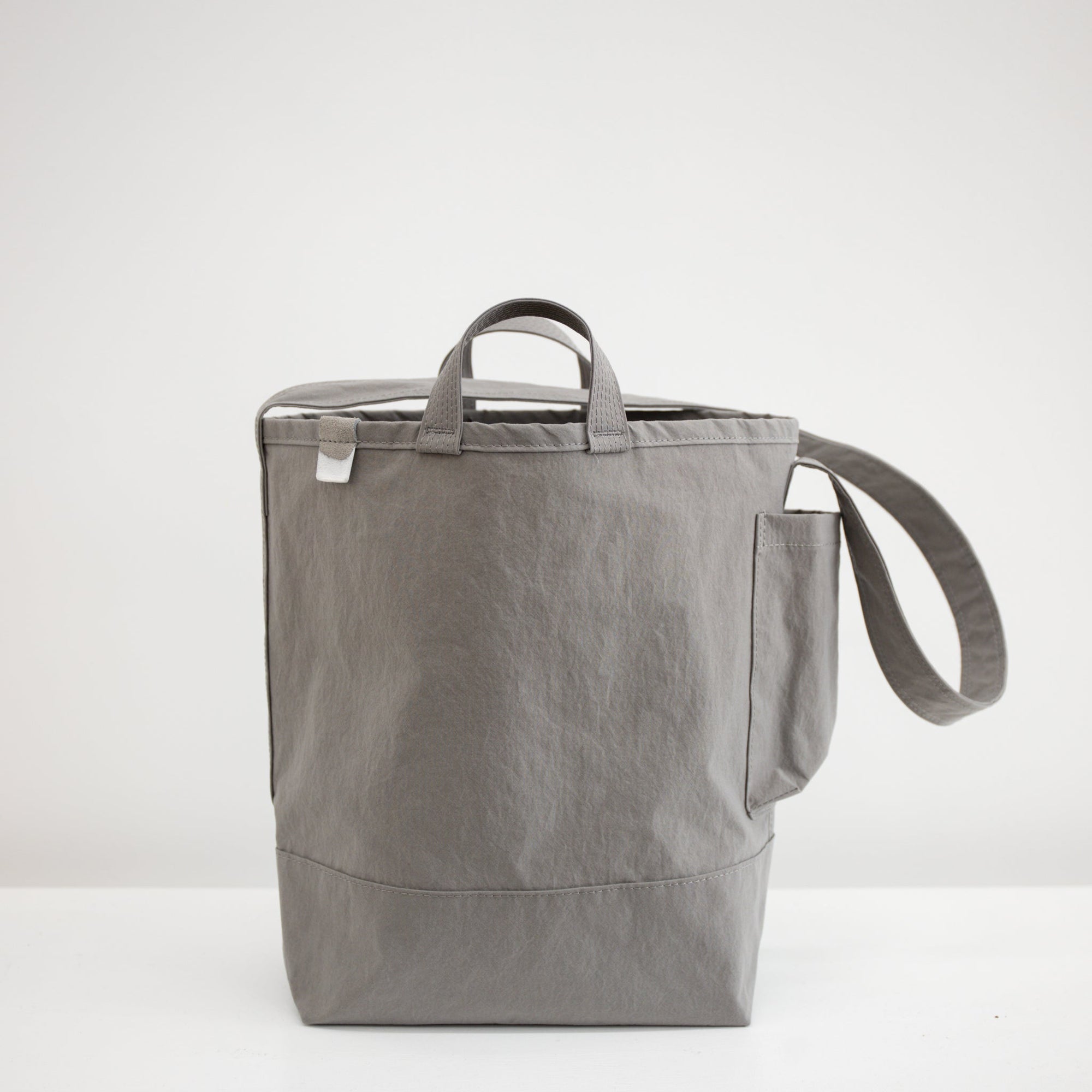 ANUNFOLD Side Pocket Tote Bag PT - Gray | Tortoise General Store