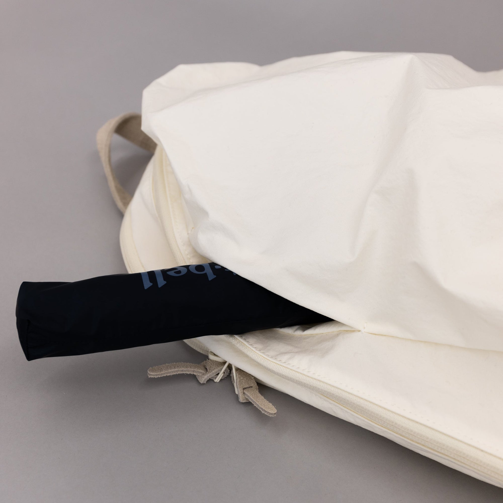 ANUNFOLD Wrap Pack - White | Tortoise General Store