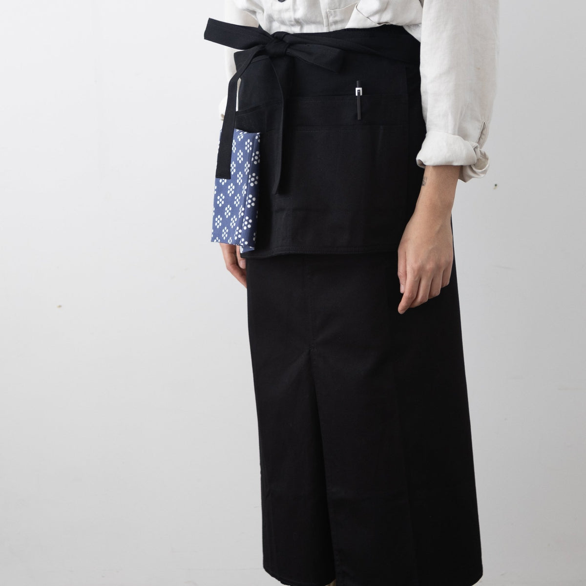 Hakui Long Waist Apron - Black - tortoise general store
