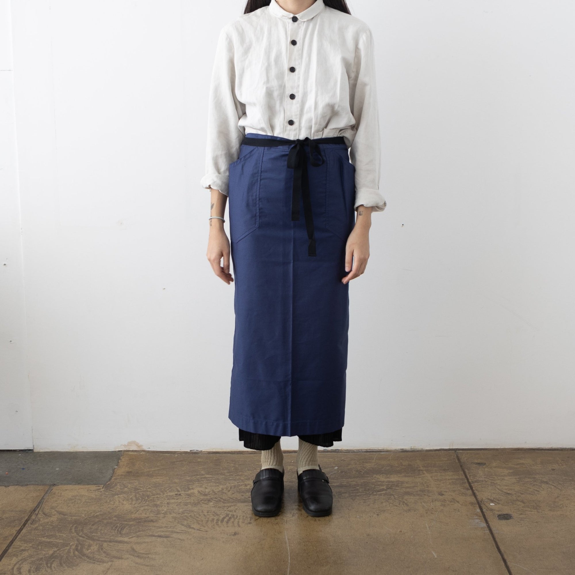 Hakui Long Waist Apron - Blue - tortoise general store