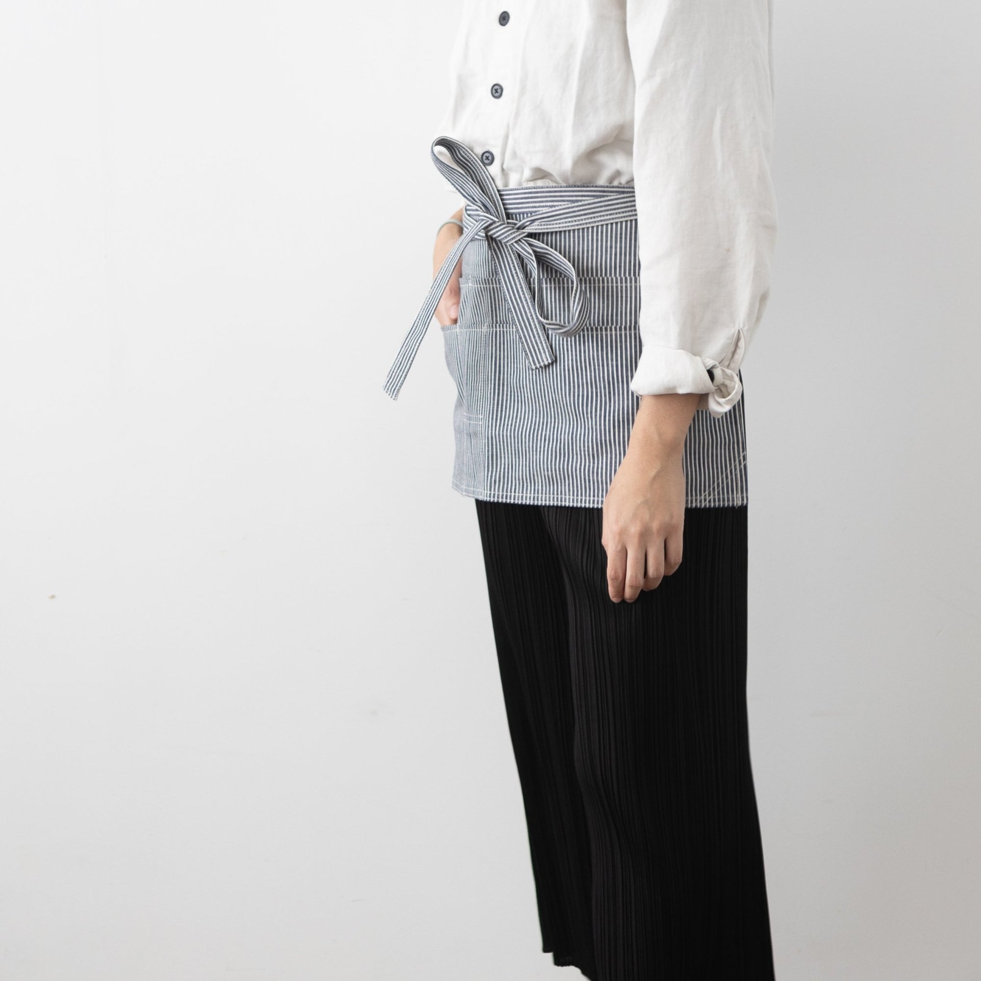 Hakui Short Waist Apron - Stripe - tortoise general store