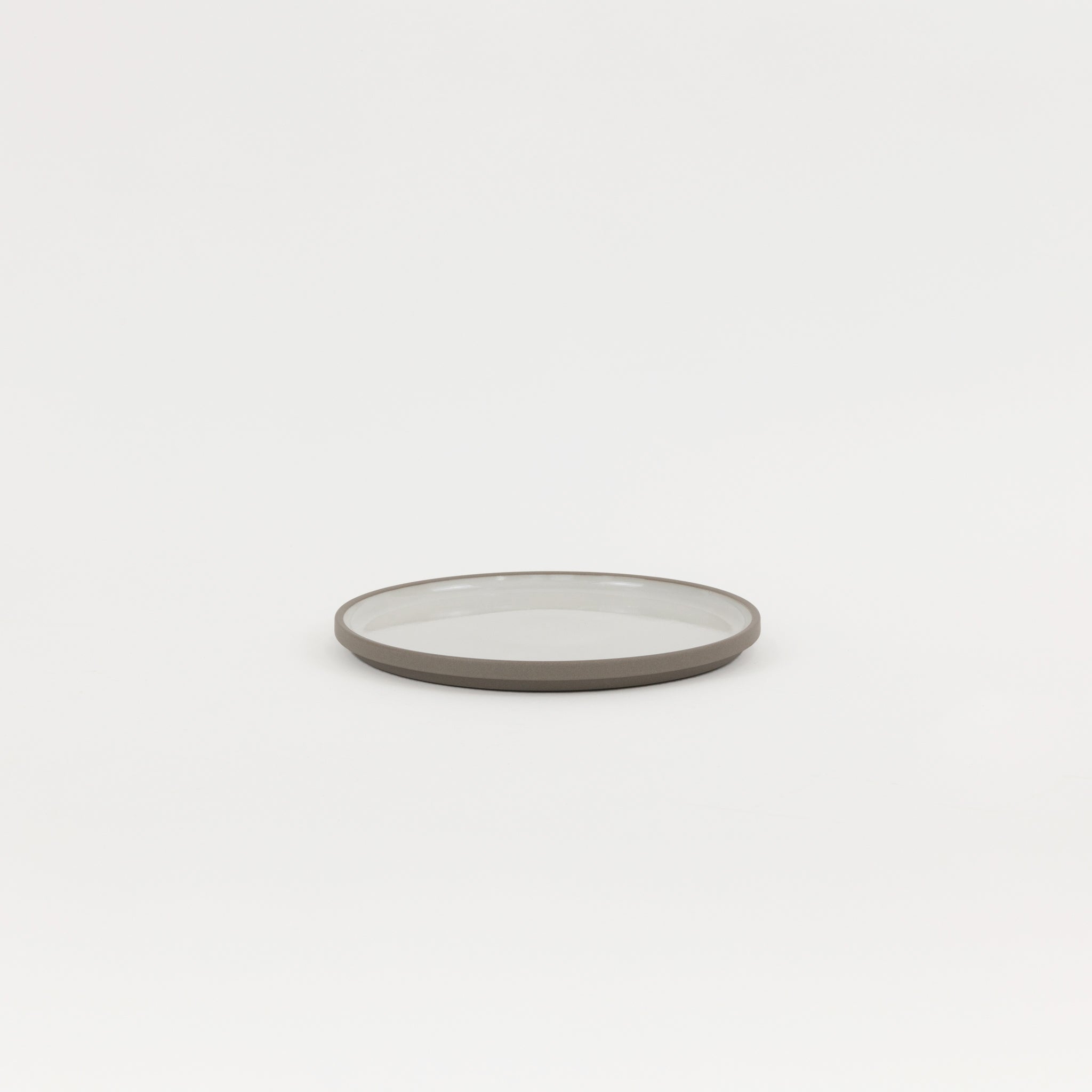 HAW103 - Plate / Lid Ash White ø 7.3/8&quot; | Tortoise General Store