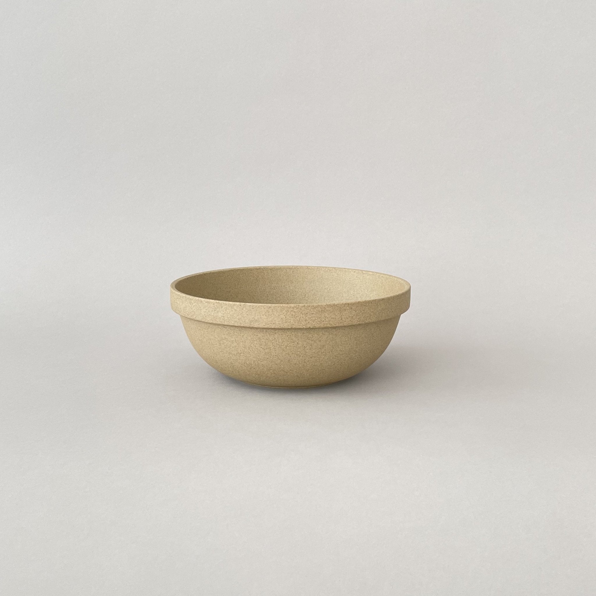 Hasami Porcelain - Mid-Deep Round Bowl Natural ø 7.3/8&quot; | Tortoise General Store