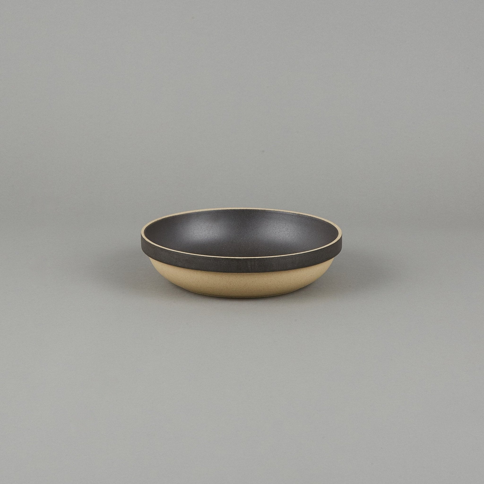 Hasami Porcelain - Round Bowl Black ø 8.5/8&quot; | Tortoise General Store