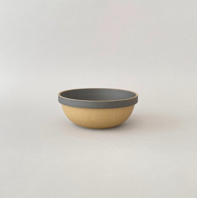 Hasami Porcelain - Mid-Deep Round Bowl Black ø 7.3/8&quot; | Tortoise General Store