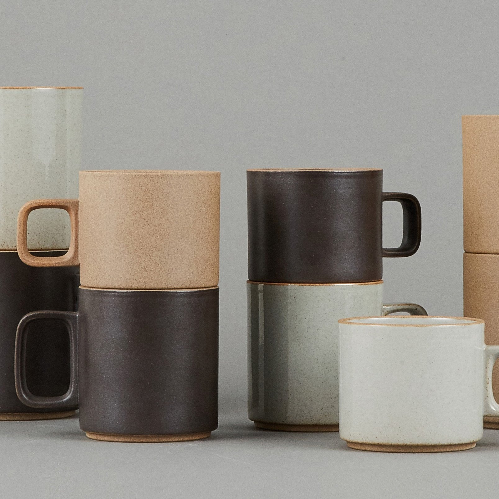 Hasami Porcelain - Mug Gloss Gray Medium ø 3.3/8