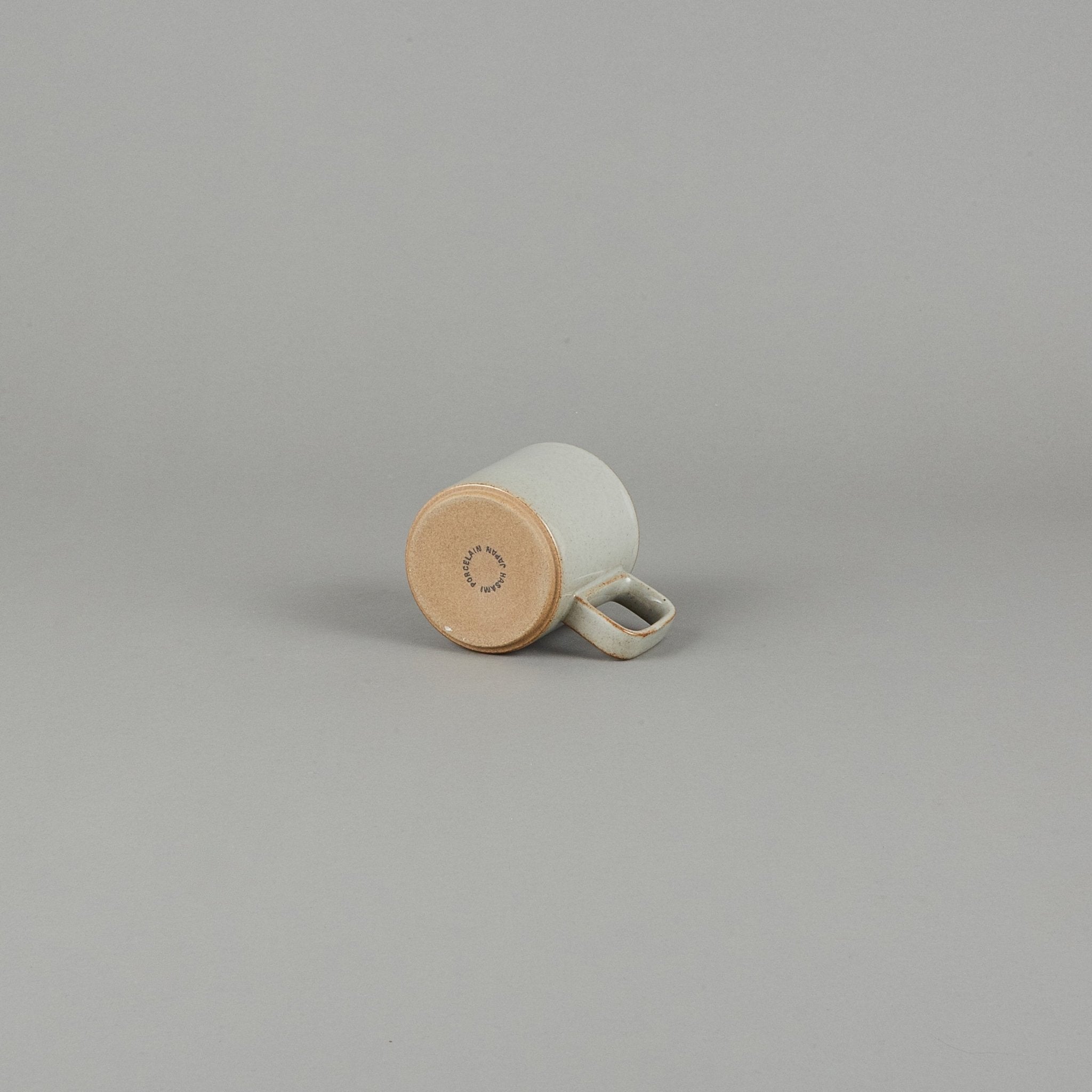 Hasami Porcelain Mug in Gloss Gray - Thumbnail 5