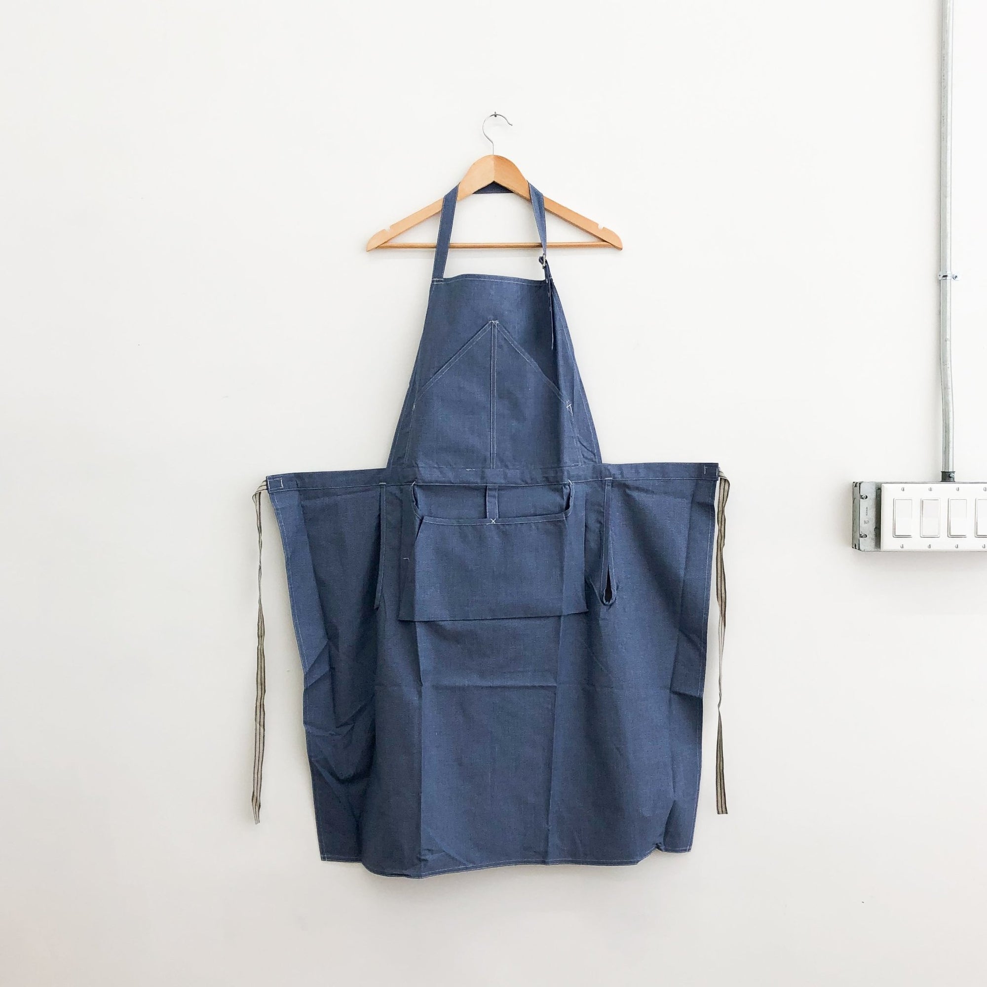 Light Blue Bibbed Apron (Hakui 6909-1) - tortoise general store