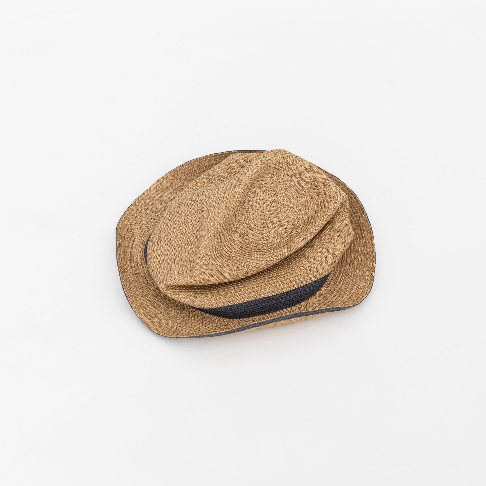 【新品正規品】mature ha. BOXED HAT 7cm brim 麦わら帽子/ストローハット