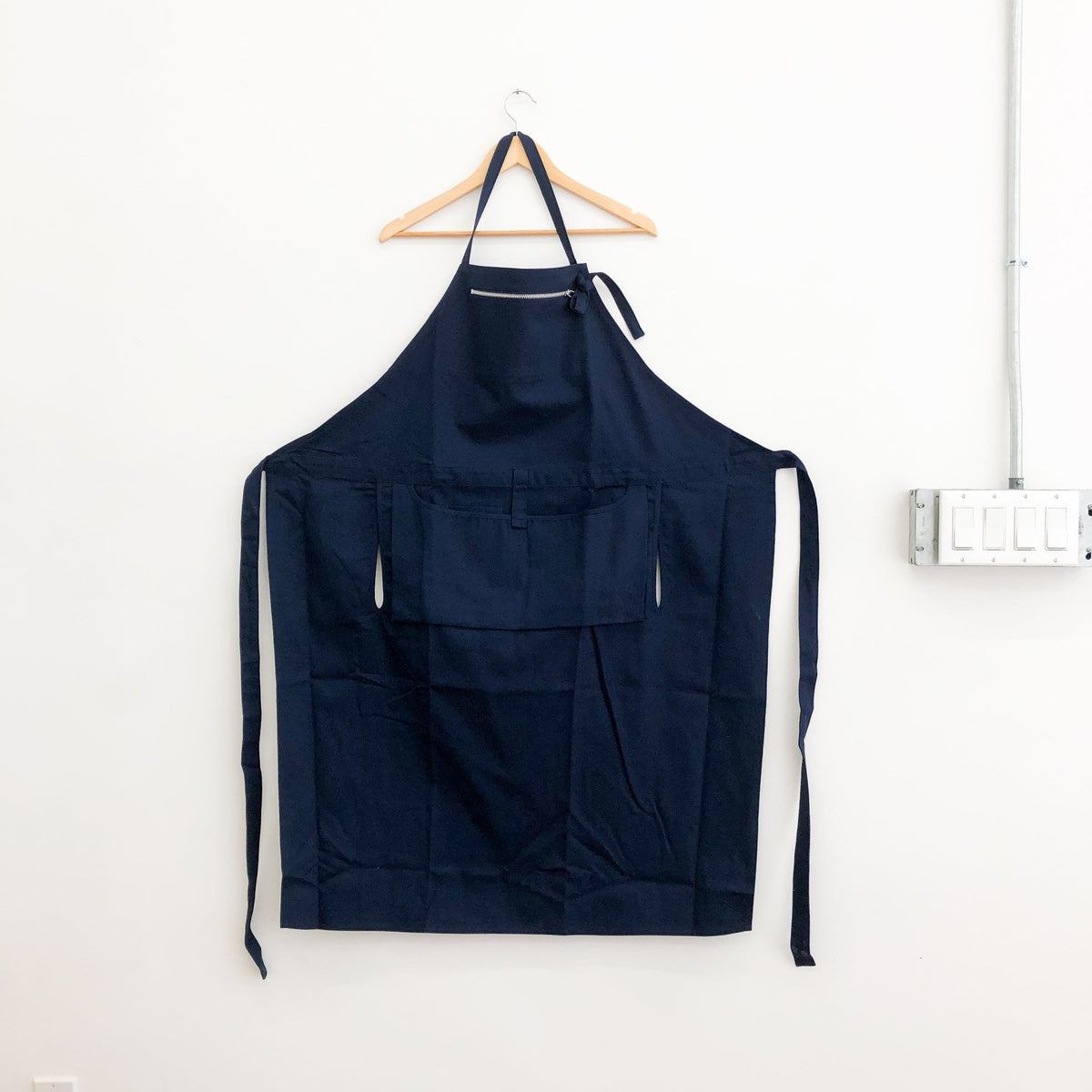 Navy Bibbed Apron by Hakui (Hakui 6915-1) - tortoise general store