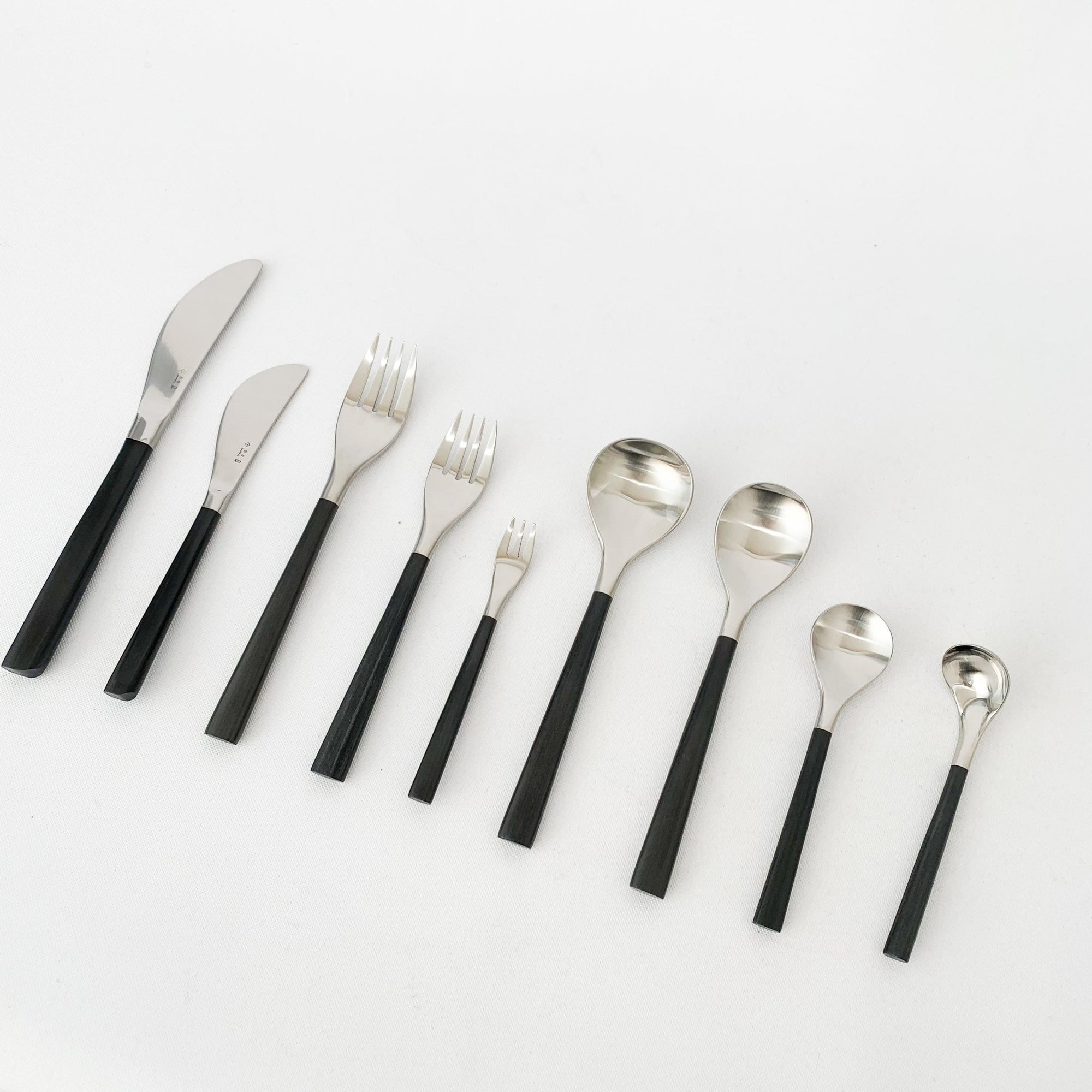CUTLERY SET WITH HANDLE DETAIL (SET OF 4) - Blue gray - Zara