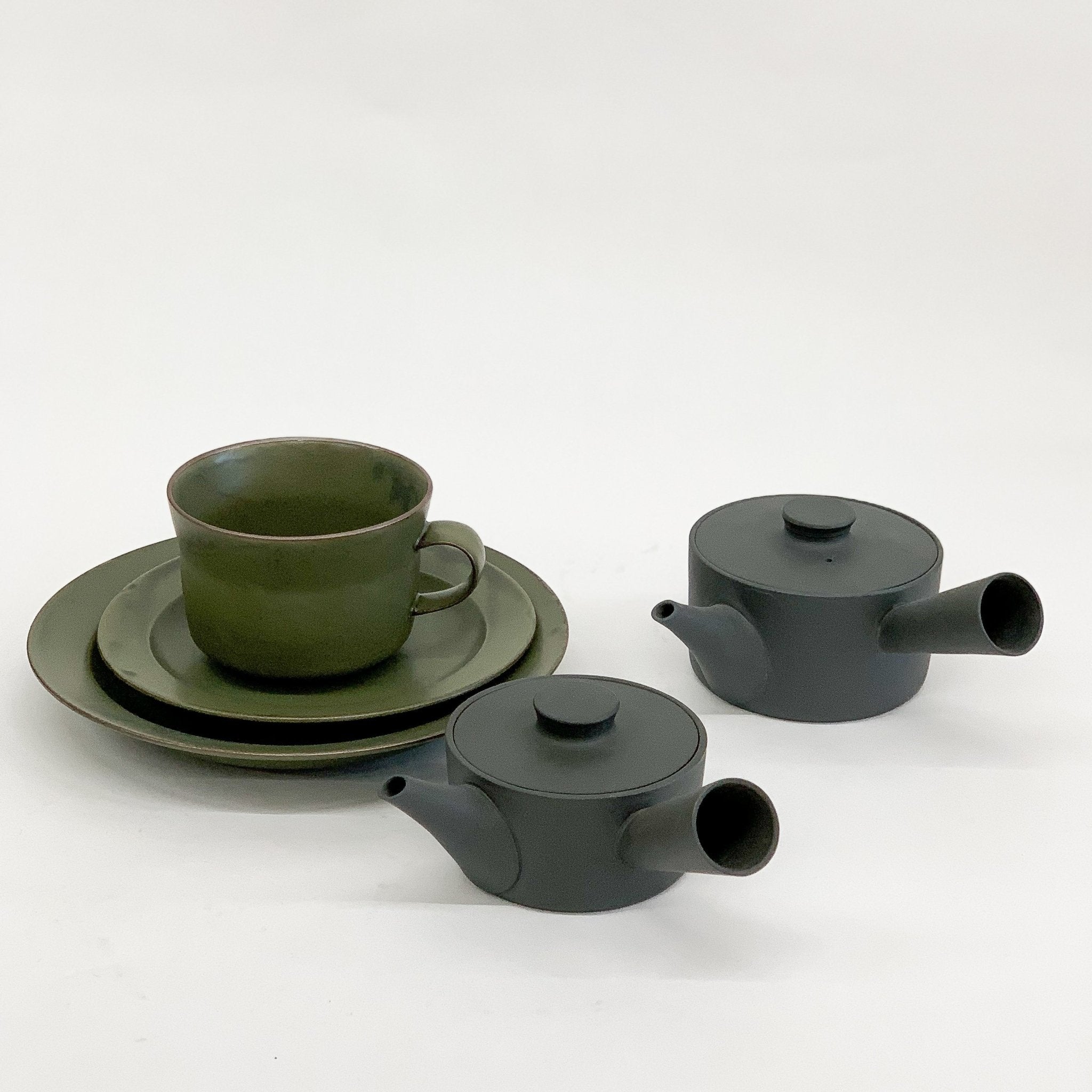 Handmade Ceramic Tea Pot/Kyu-su by Yumiko Iihoshi - tortoise general store