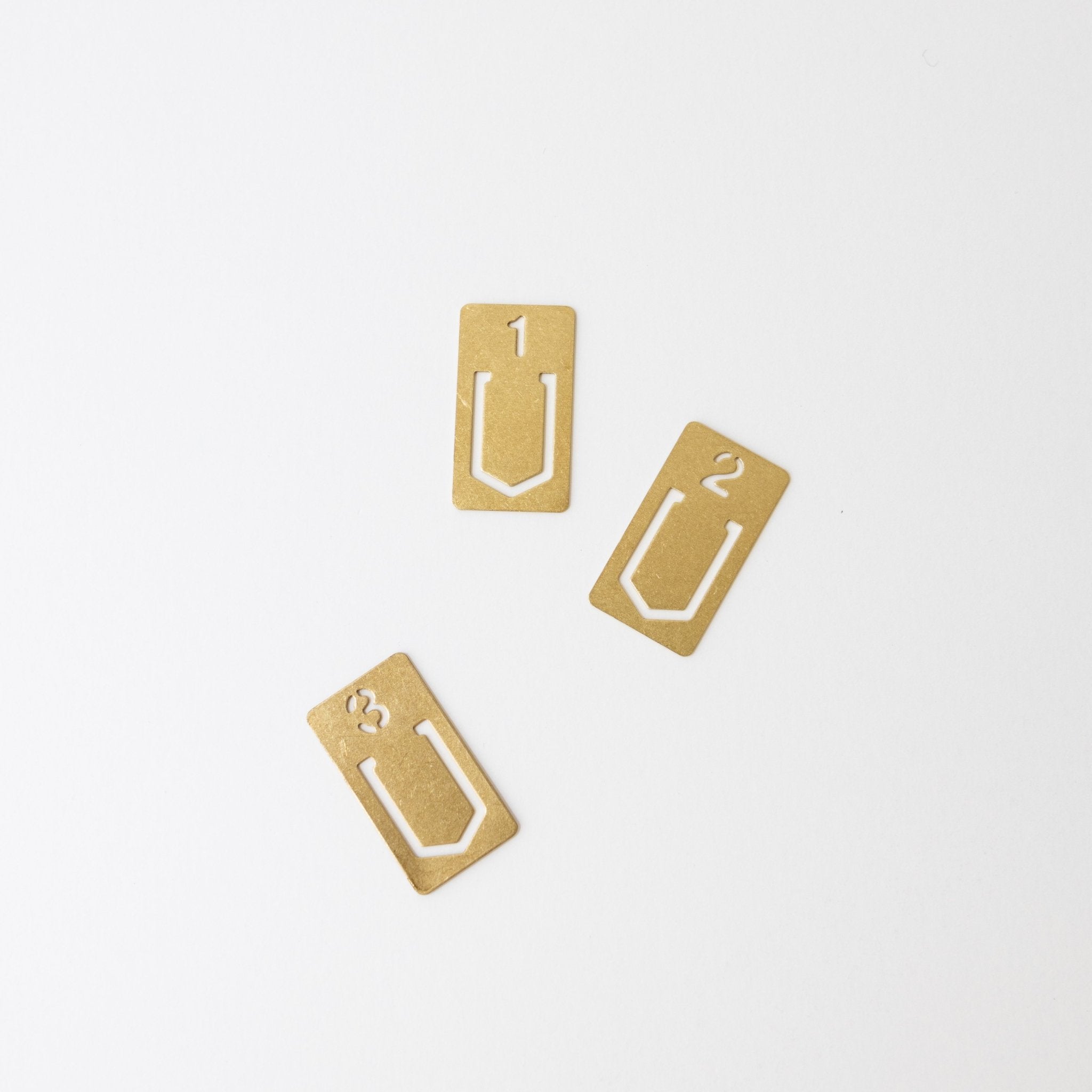 Traveler&#39;s Company Brass Number Clips - tortoise general store